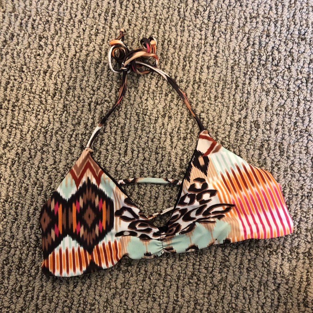 L space reversible swimsuit top
